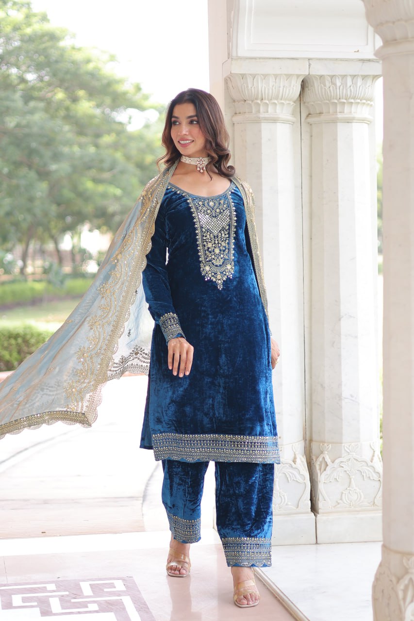 MORPEACH COLOR VELVET BASE SALWAR KAMEEZ