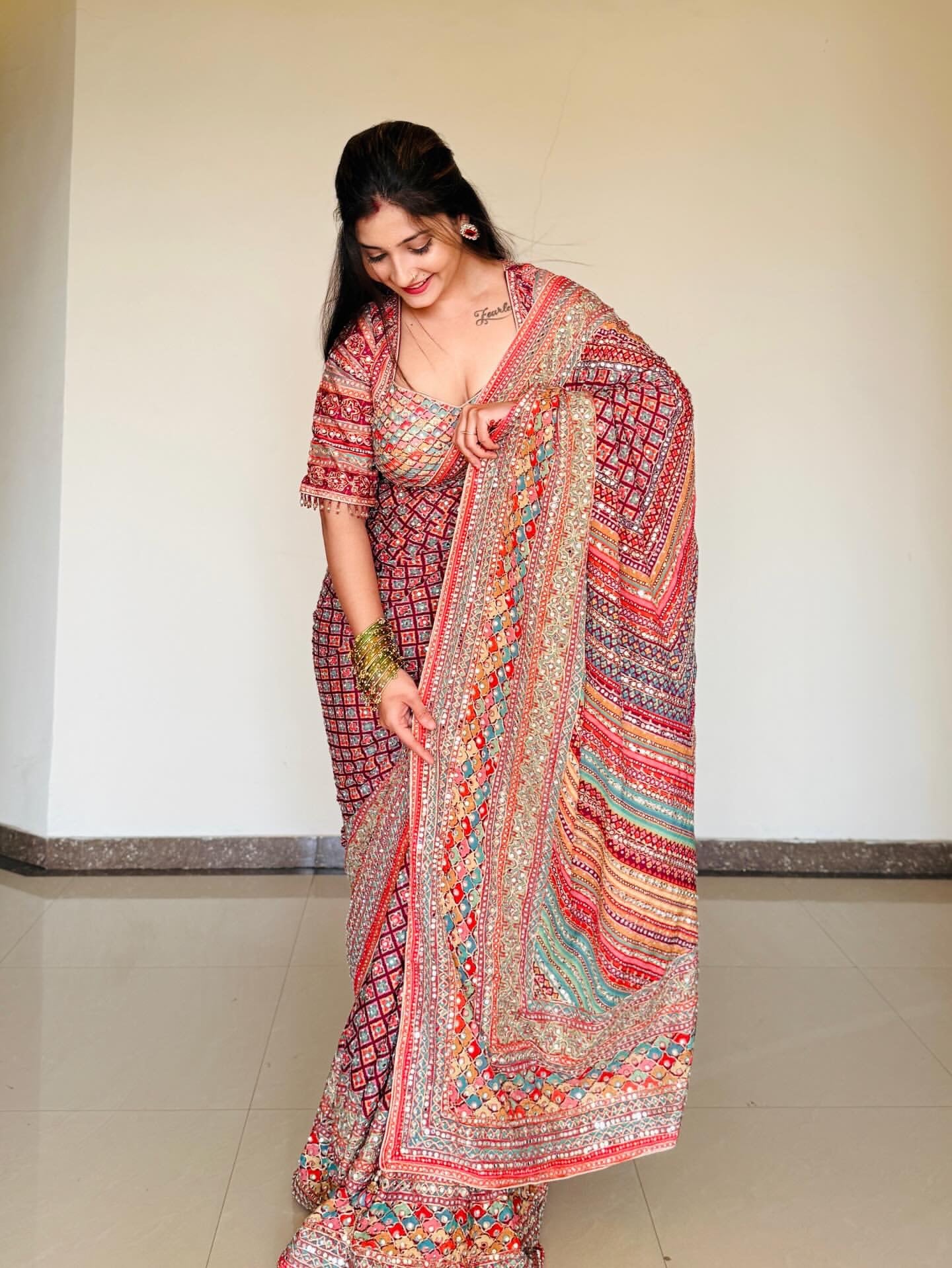 ROYAL LOOK HEAVY CHINON SILK SAREE WITH HAND MIRROR WORK