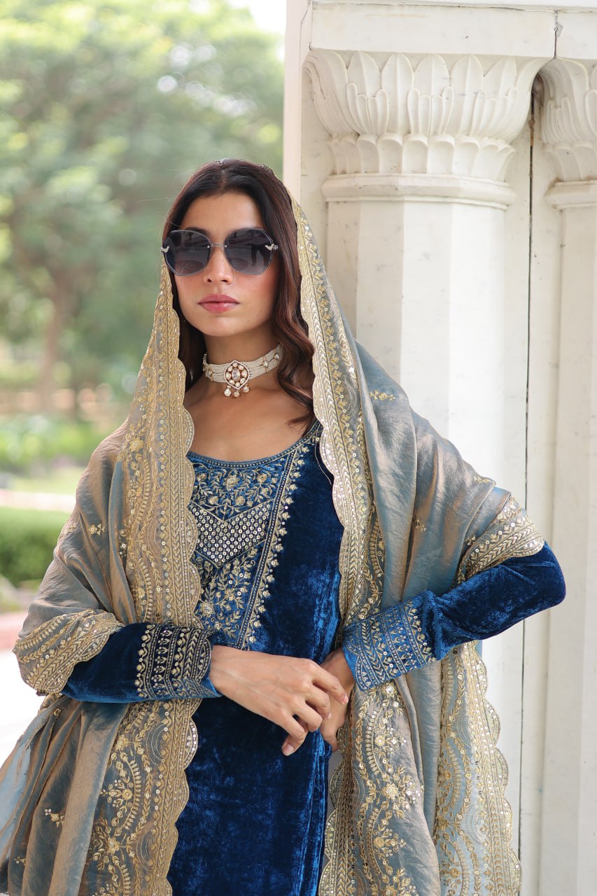 MORPEACH COLOR VELVET BASE SALWAR KAMEEZ