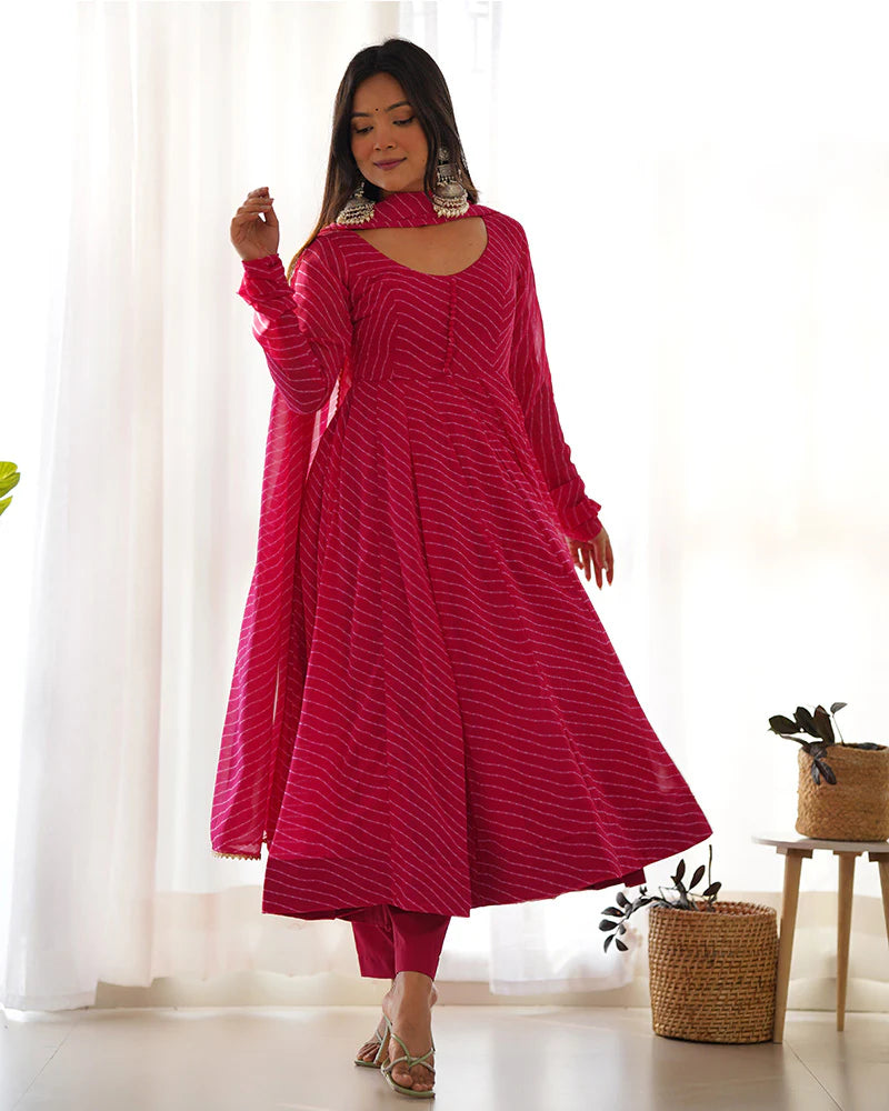 RANI PINK COLOR LAHERIYA PRINT GEORGETTE THREE PIECE ANARKALI SUIT