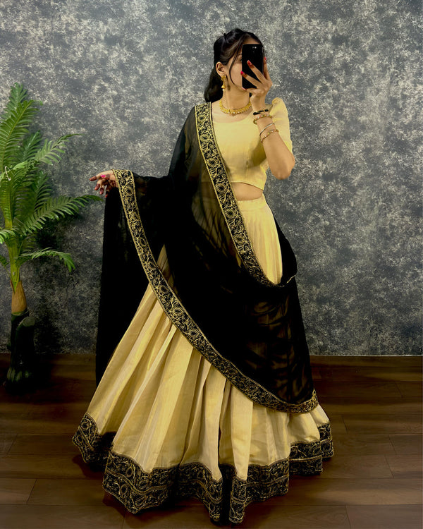 BEAUTIFUL SOUTH INDIAN STYLE FULLY STITCHED HALF SAREE