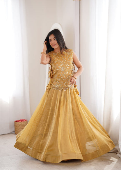 YELLOW GOLD COLOR EMBELLISHED EMBROIDERED LEHENGA CHOLI SET