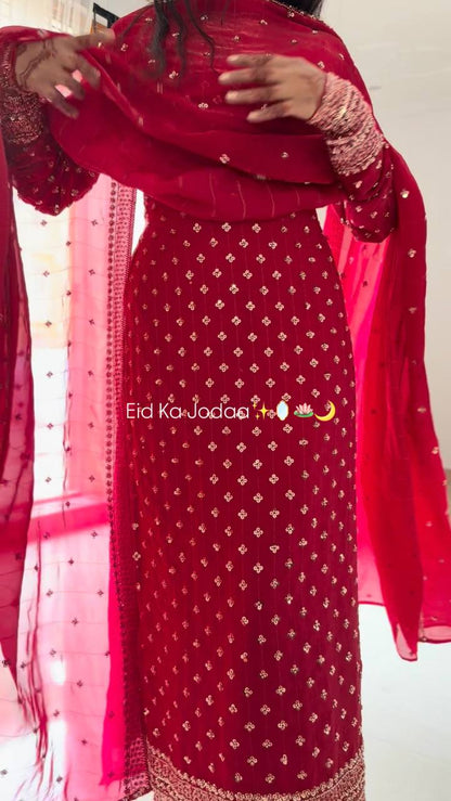 CRIMSON RED SUIT SET BY CHOLICART