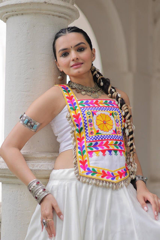WHITE KUTCHI MIRROR EMBROIDERED SHELL TASSEL BLOUSE