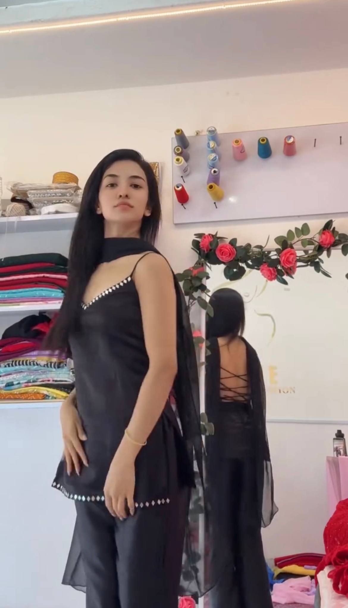 BLACK COLOR 90'S STYLE ICONIC KURTA SET