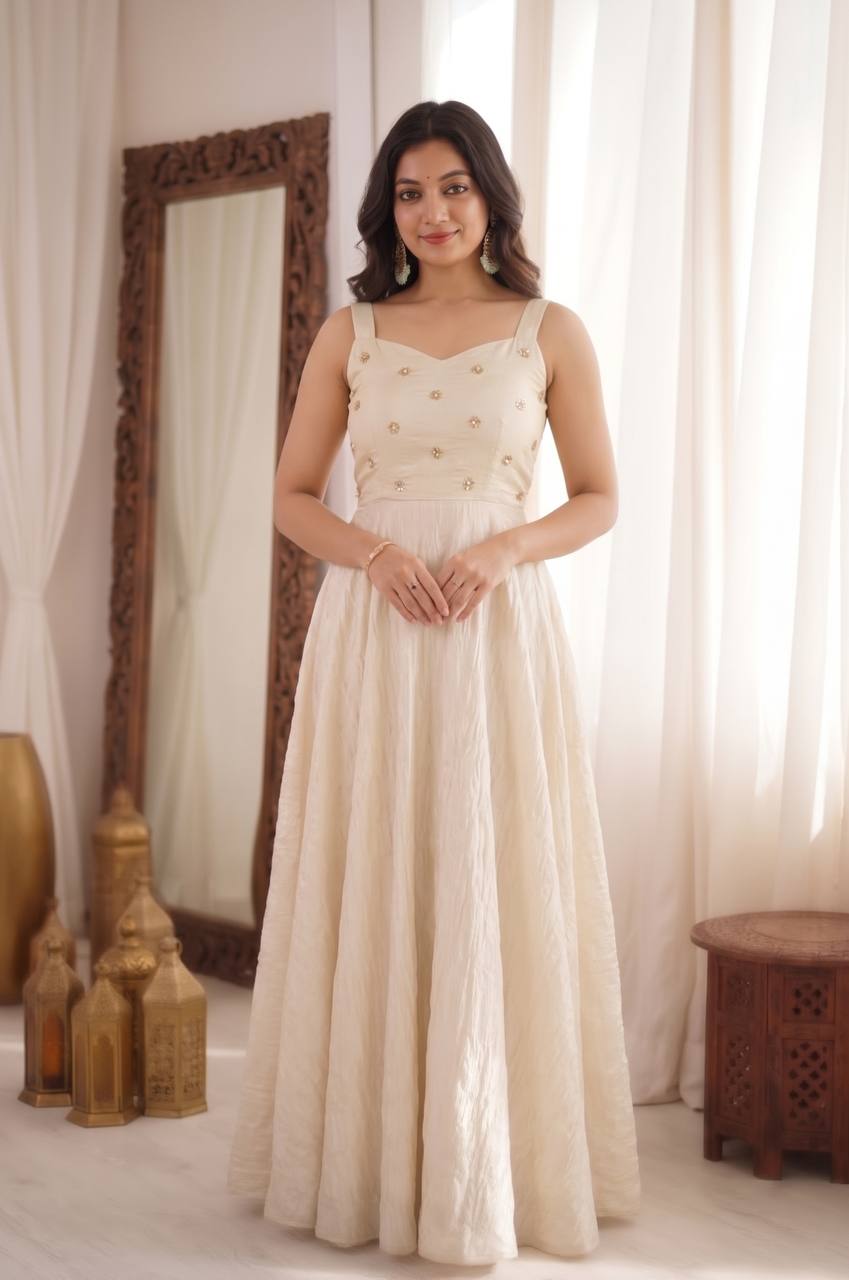 IVORY 3 IN 1 STYLE EMBROIDERED FLARED GOWN