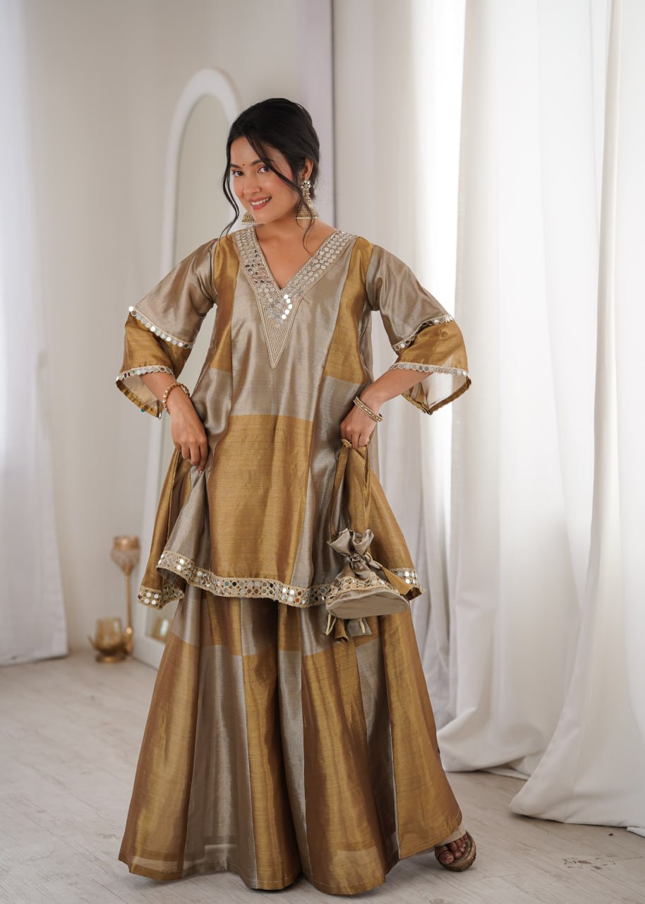 QUEEN STYLE EMBROIDERED MIRROR WORK OUTFIT WITH MATCHING BATWA
