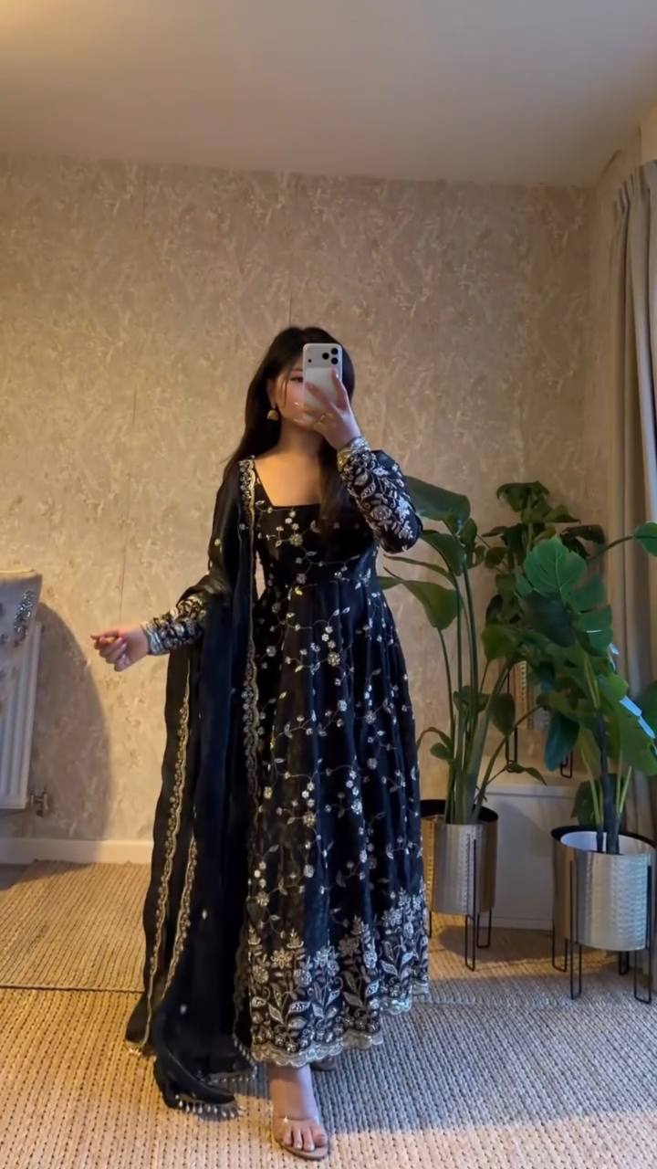 BLACK COLOR HEAVY FANDY SILK EMBROIDERY SEQUENCE WORK ANARKALI SUIT