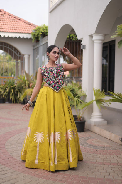 NAVRATRI SPECIAL PARROT GREEN KUTCHI GAMTHI WITH MIRROR WORK & COCONUT GOTA WORK LEHENGA CHOLI