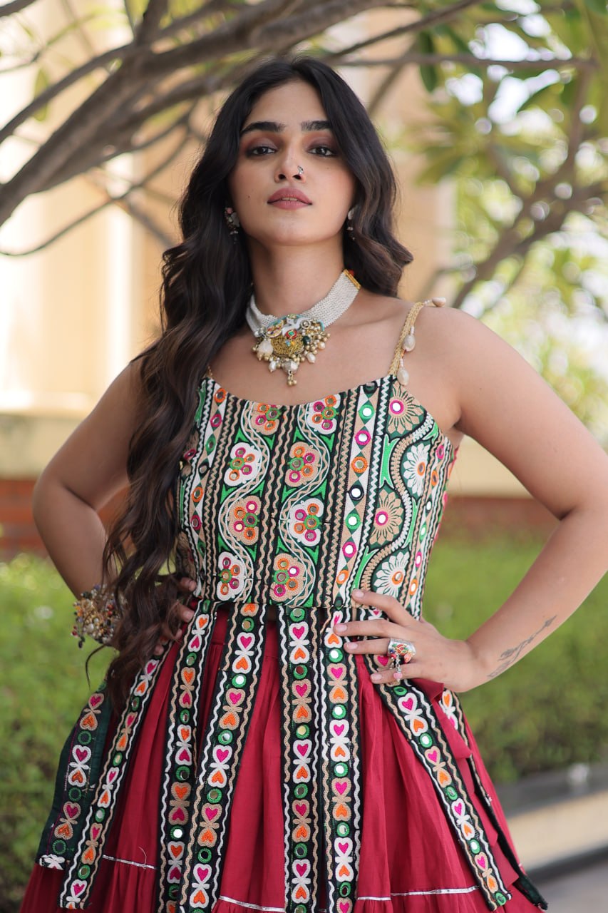 DESIGNER MAROON KORA COTTON KUTCHI EMBROIDERED PATCHWORK NAVRATRI LEHENGA CHOLI