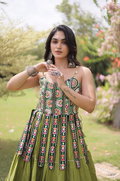DESIGNER GREEN KORA COTTON KUTCHI EMBROIDERED PATCHWORK NAVRATRI LEHENGA CHOLI