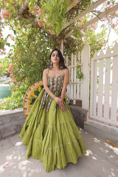 DESIGNER GREEN KORA COTTON KUTCHI EMBROIDERED PATCHWORK NAVRATRI LEHENGA CHOLI