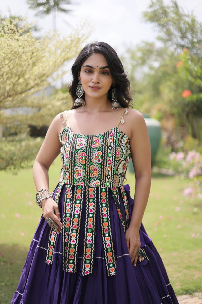 DESIGNER PURPLE KORA COTTON KUTCHI EMBROIDERED PATCHWORK NAVRATRI LEHENGA CHOLI