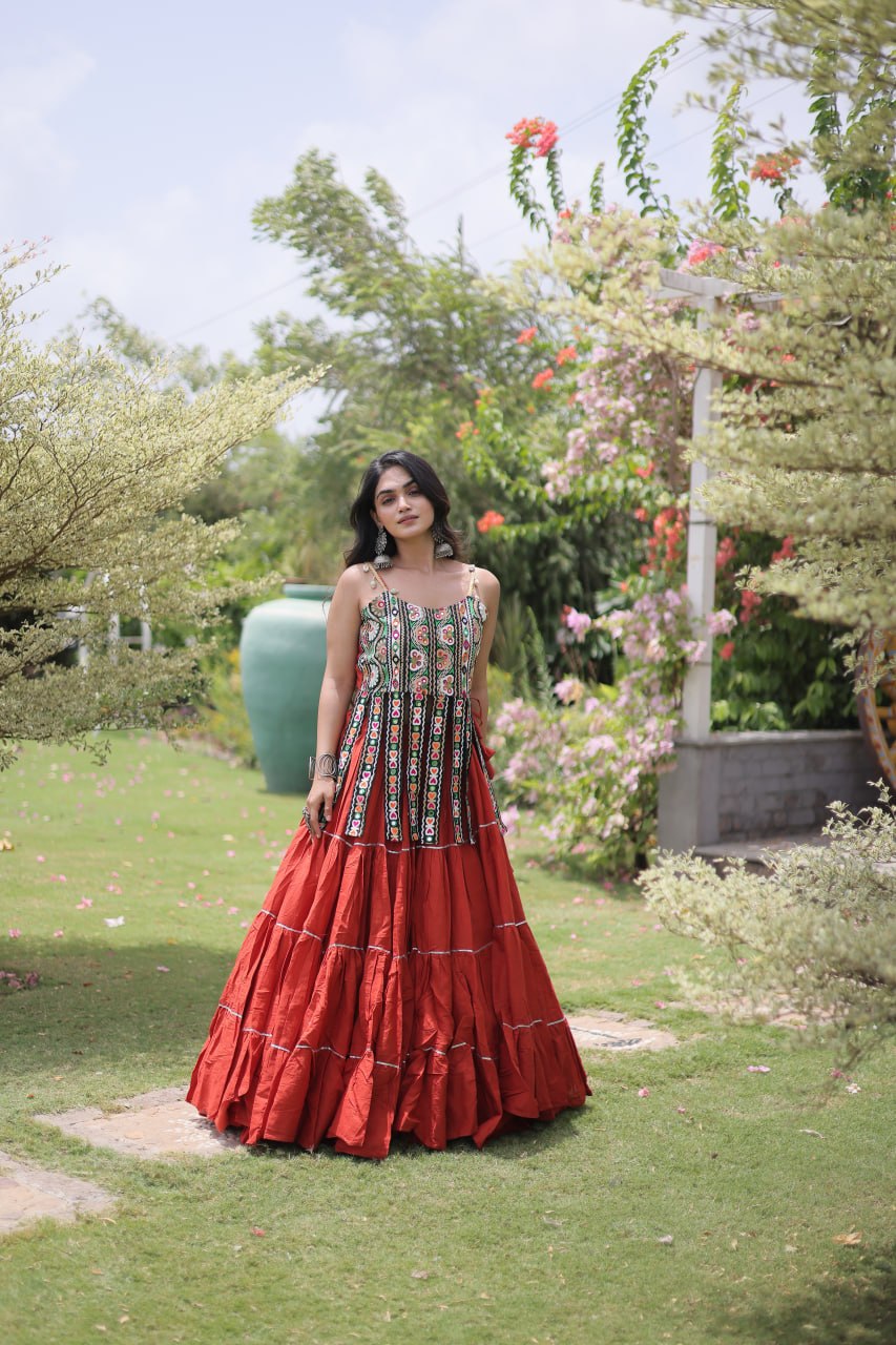 DESIGNER RED KORA COTTON KUTCHI EMBROIDERED PATCHWORK NAVRATRI LEHENGA CHOLI