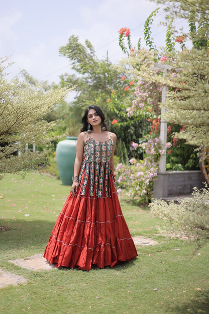 DESIGNER RED KORA COTTON KUTCHI EMBROIDERED PATCHWORK NAVRATRI LEHENGA CHOLI