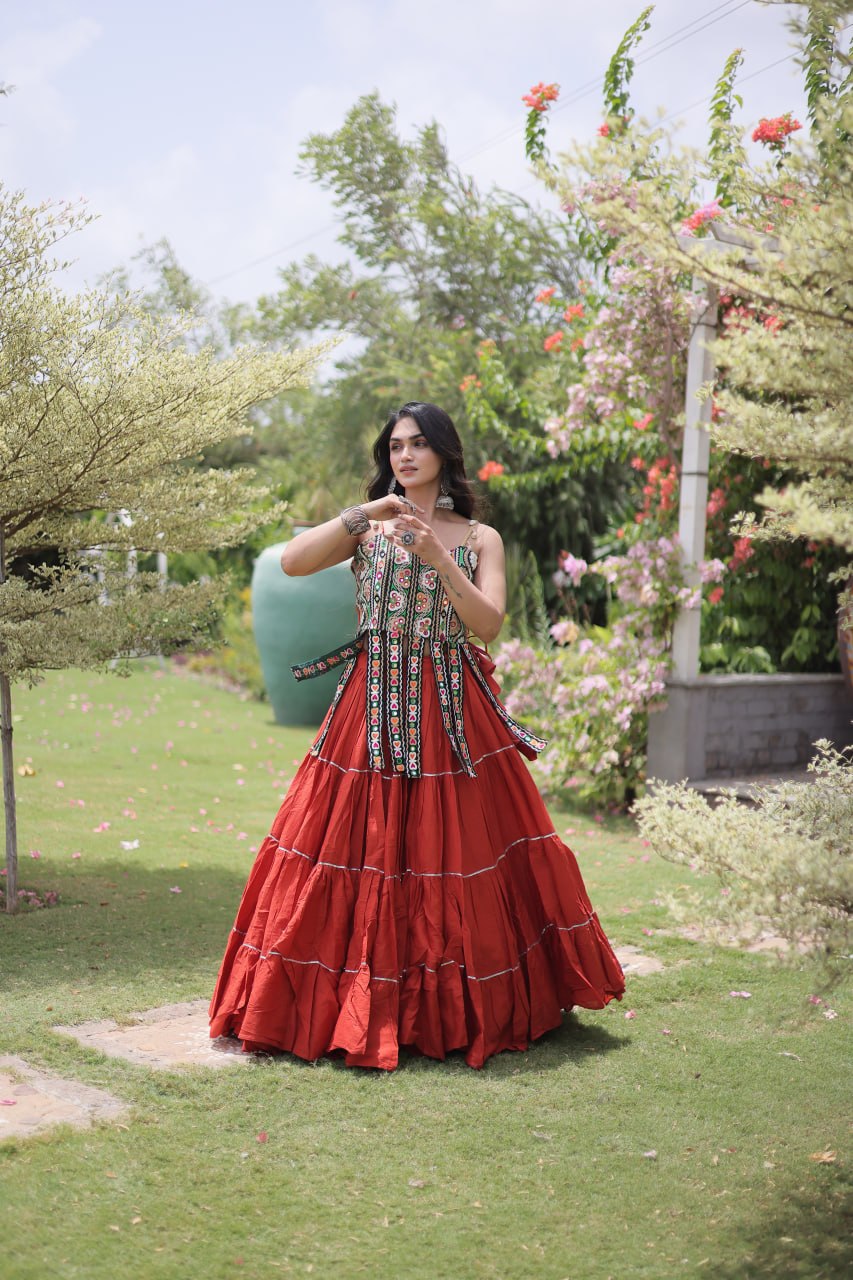 DESIGNER RED KORA COTTON KUTCHI EMBROIDERED PATCHWORK NAVRATRI LEHENGA CHOLI