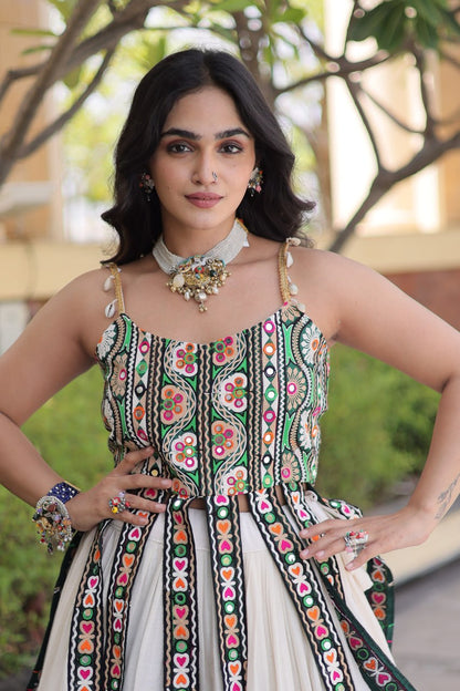 DESIGNER WHITE KORA COTTON KUTCHI EMBROIDERED PATCHWORK NAVRATRI LEHENGA CHOLI