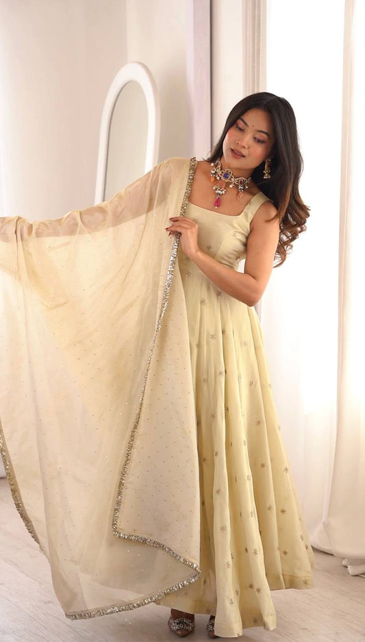 OFF WHITE COSMOS GOLD EMBROIDERED WORK ANARKALI SUIT Cholicart OFF WHITE COSMOS GOLD EMBROIDERED WORK ANARKALI SUIT Cholicart