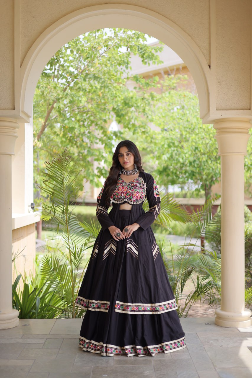 KASHVI BLACK GAMTHI EMBROIDERED MIRROR WORK NAVRATRI LEHENGA CHOLI