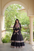 KASHVI BLACK GAMTHI EMBROIDERED MIRROR WORK NAVRATRI LEHENGA CHOLI