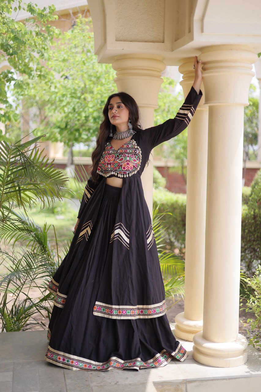 KASHVI BLACK GAMTHI EMBROIDERED MIRROR WORK NAVRATRI LEHENGA CHOLI
