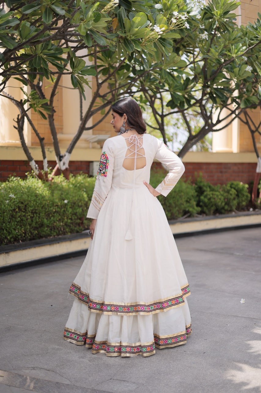 KASHVI WHITE GAMTHI EMBROIDERED MIRROR WORK NAVRATRI LEHENGA CHOLI