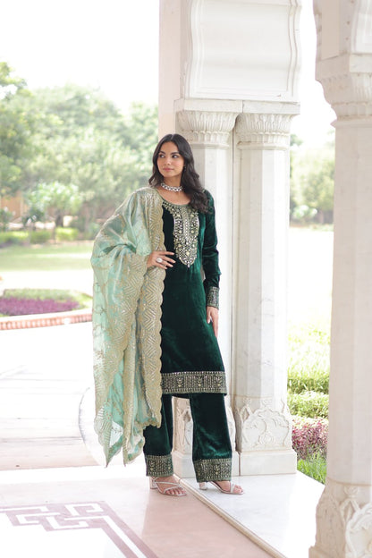 GREEN COLOR VELVET BASE SALWAR KAMEEZ