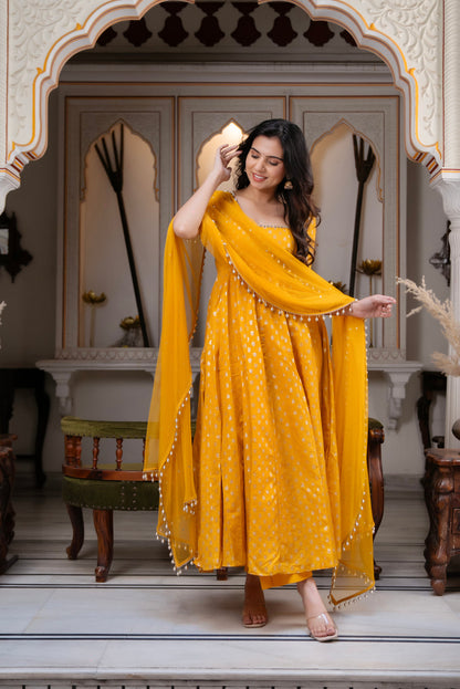 HERITAGE WEAVE MUSTARD BANARASI SILK SUIT SET