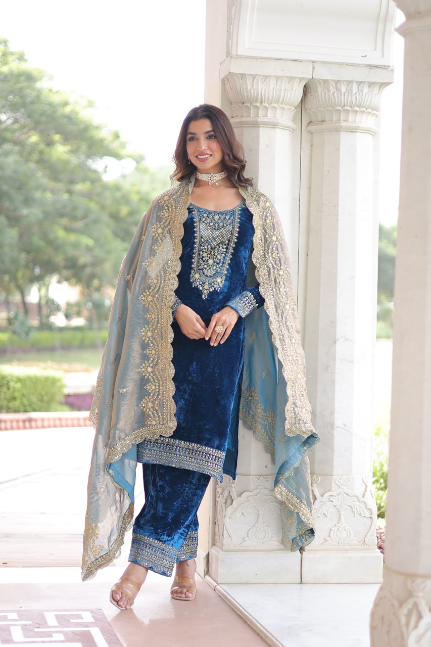 MORPEACH COLOR VELVET BASE SALWAR KAMEEZ