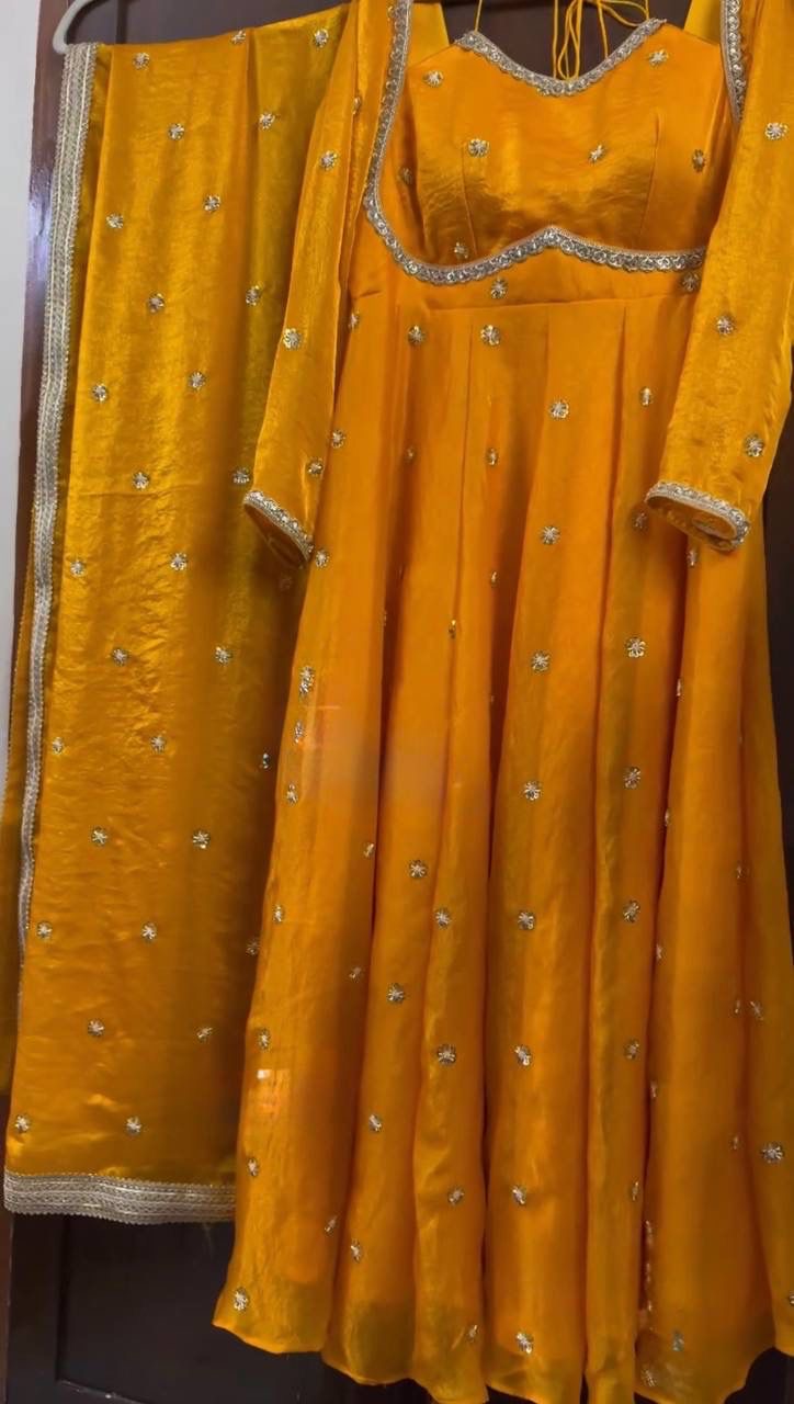 PREMIUM FESTIVE COLLECTION RIVAA ANARKALI SUIT SET OF 3
