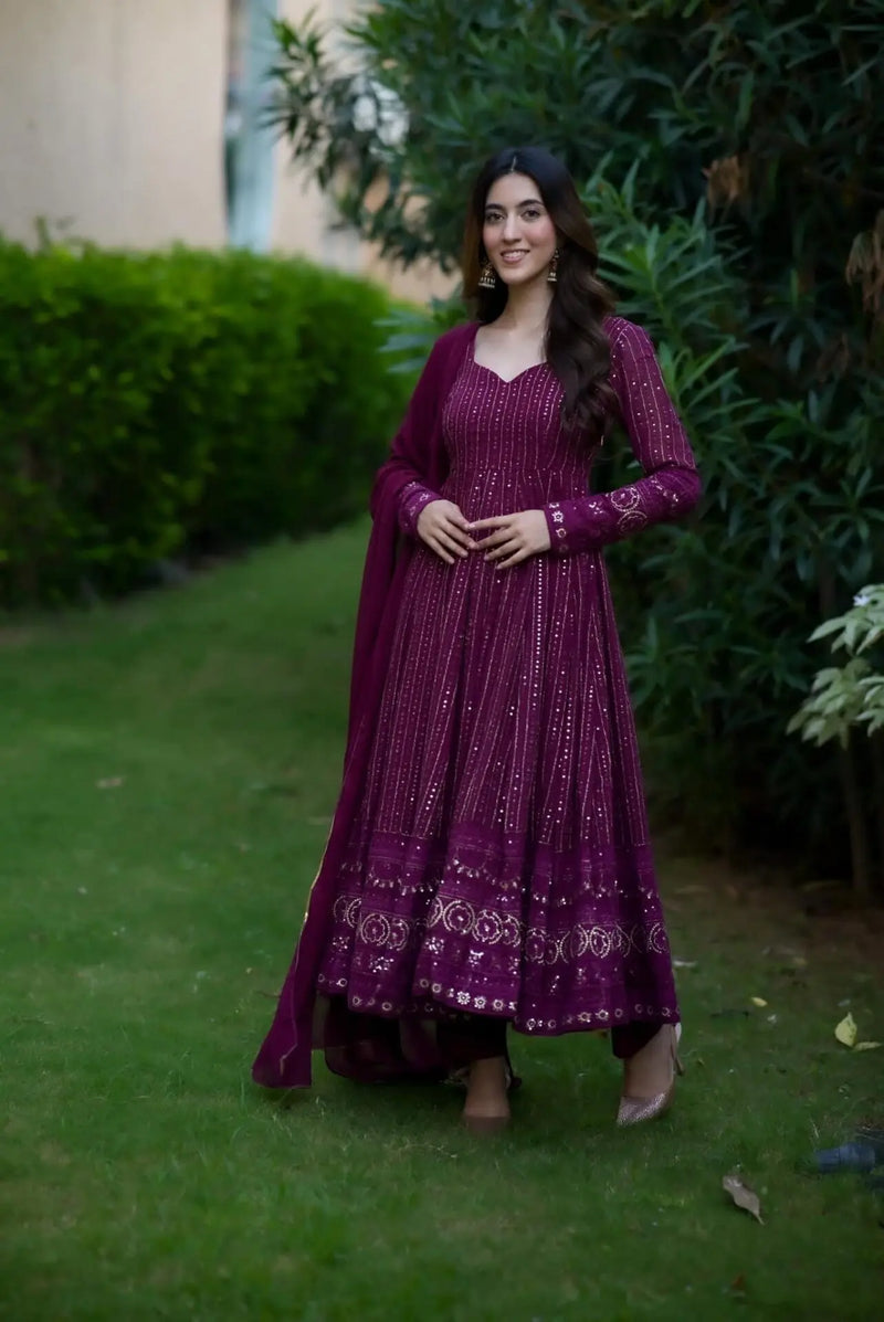 NAVYA PURPLE EMBROIDERED SUIT SET