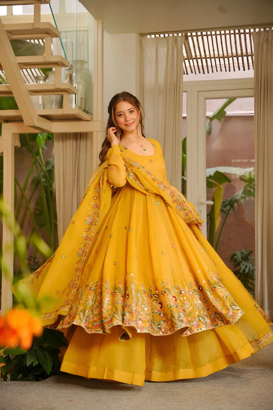 MINAXI FESTIVE SPECIAL YELLOW FLARED ANARKALI SUIT SET