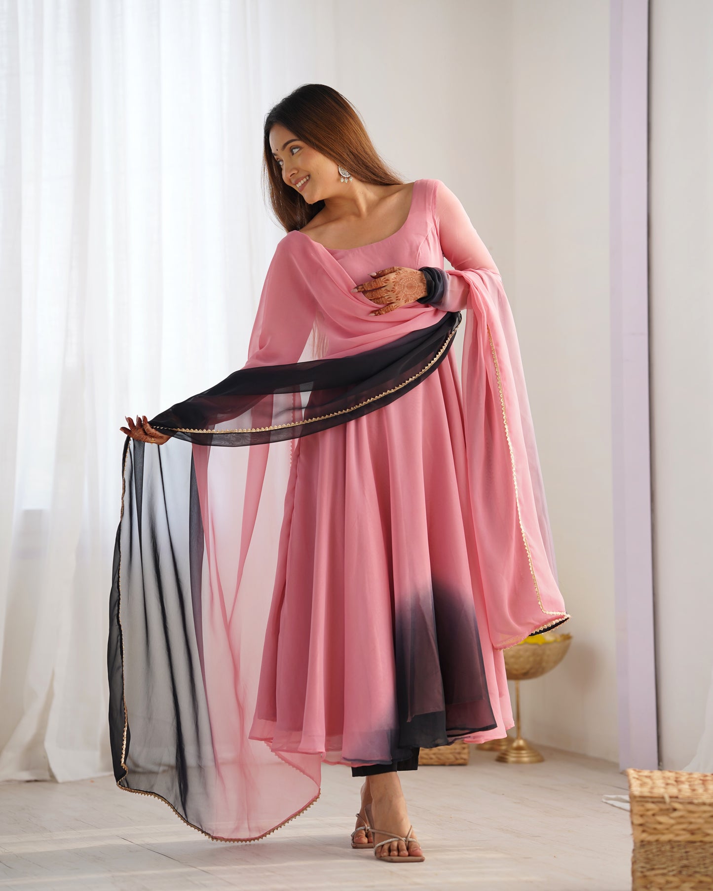 ONION PINK COLOR GEORGETTE BASE ANARKALI SUIT SET OF 3