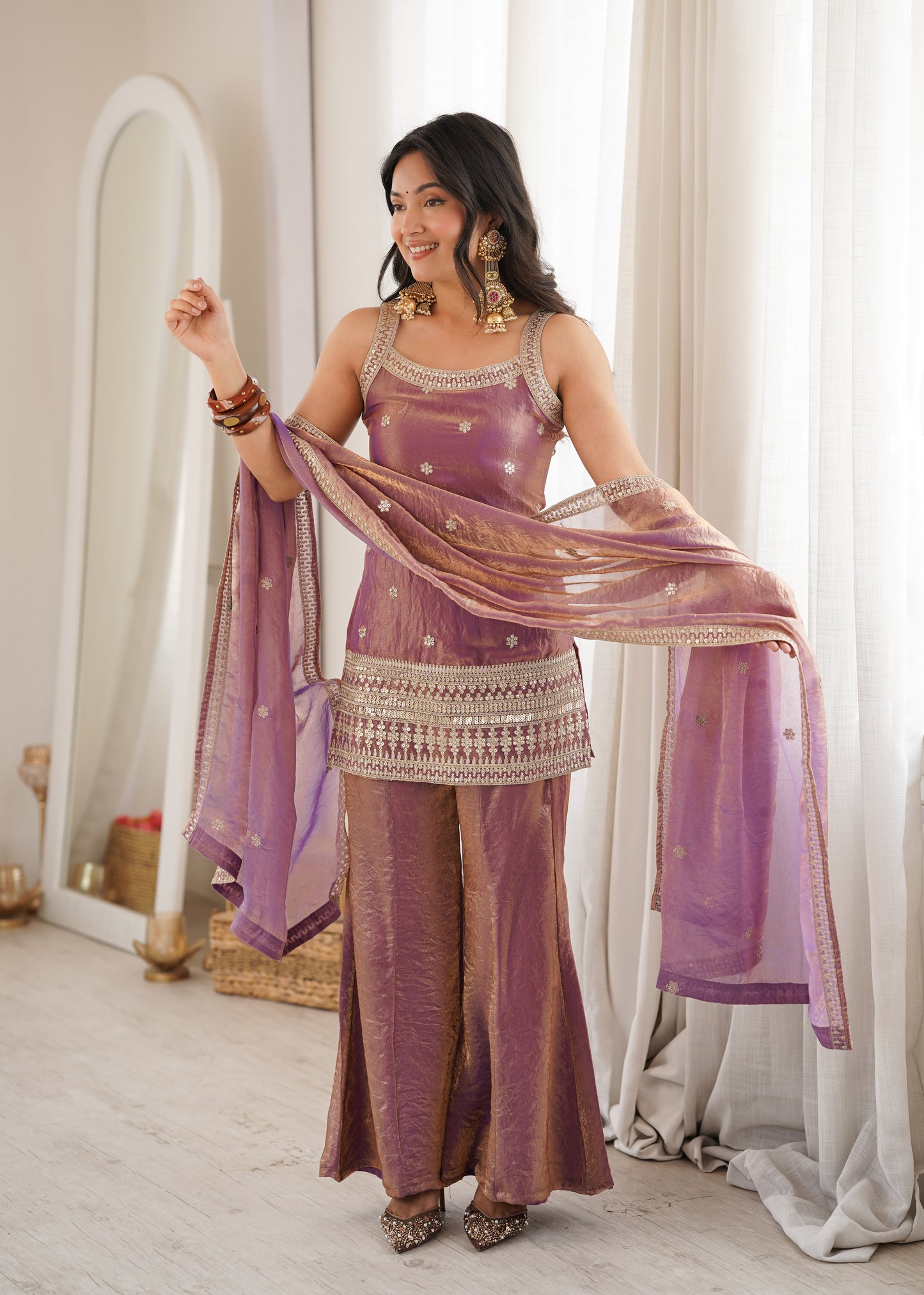DUSTY PINK FENDY SILK EMBROIDERED KURTA WITH BELL BOTTOM SET
