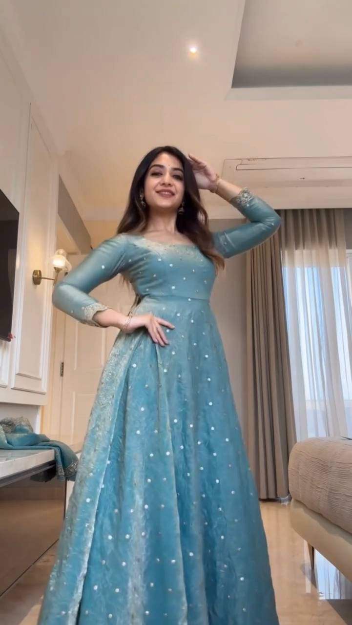 ELEGANT FENDY SILK EMBROIDERED SEQUENCE WORK ANARKALI SUIT SET