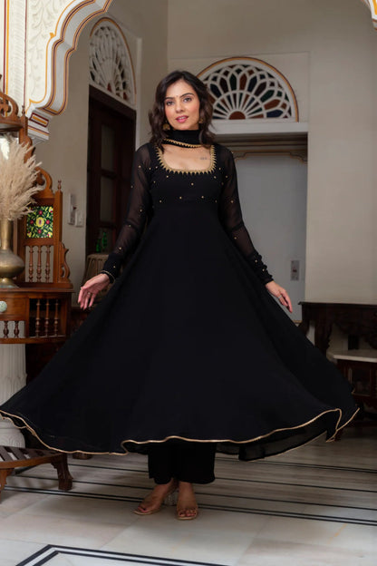 GRACEFUL GEORGETTE SUIT SET WITH DUPATTA